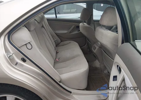 2007 Toyota Camry Le z USA, uszkodzony, nr VIN 4T1BE46K17U123783